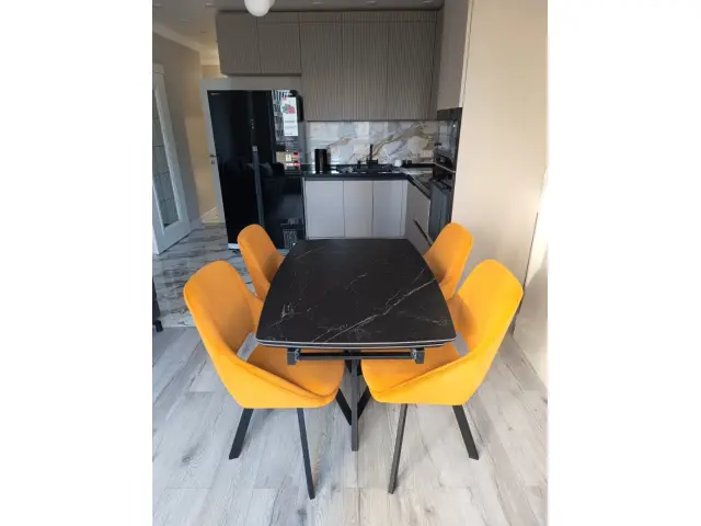 Стул DikLine 247 поворотный, Z280 апельсин 4