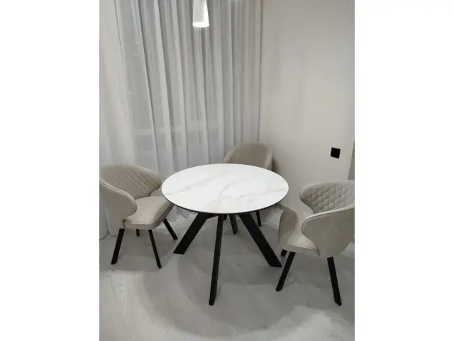 Стул 249 поворотный B03 BEIGE/белые 3