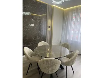 Стул 234 M02 бежевый/белые поворотный