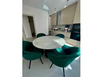 Стул 440 K13 изумруд