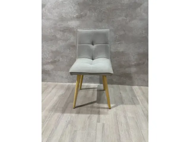 Стул КУПЕР с деревянными опорами 2