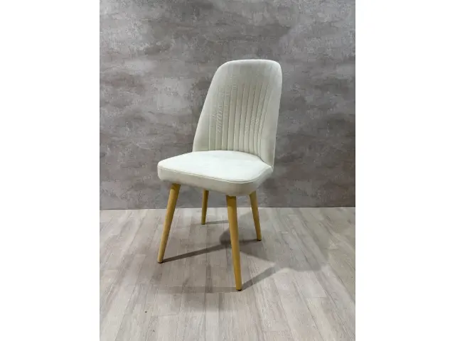 Стул ГАРДИАН с деревянными опорами 1