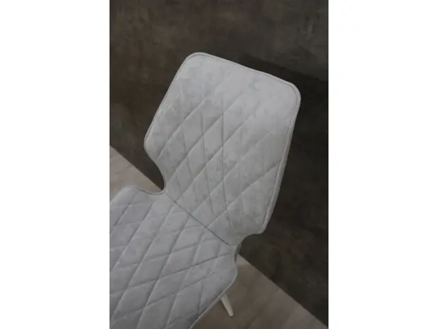 Стул ВИНГ-R с конусными опорами 4