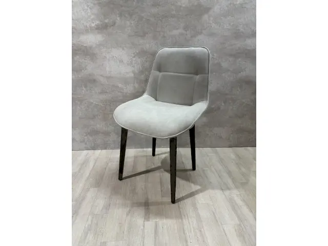 Стул ЛАЙН-R с конусными опорами 2