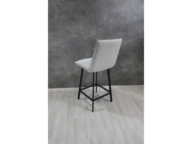 Стул полубарный КУПЕР-R с профильными опорами 4