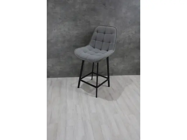 Стул полубарный КВАДРО LUXE поворотный 2