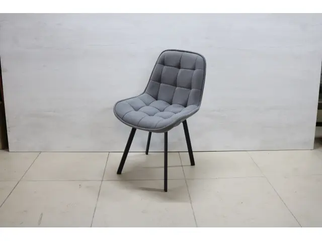 Стул КВАДРО LUXE с профильными опорами поворотный 4