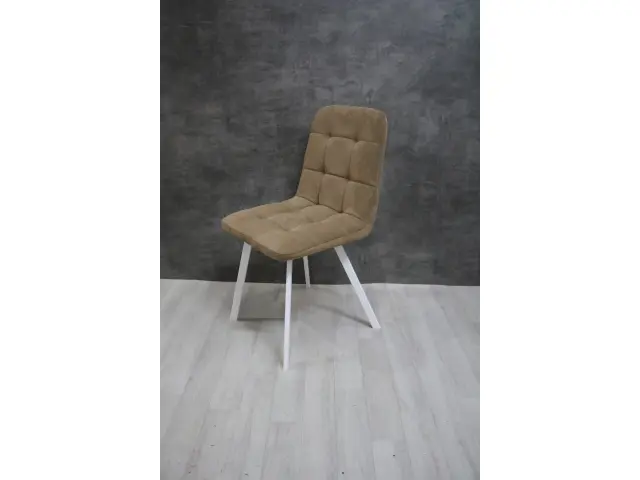 Стул КВАДРО с профильными опорами 1