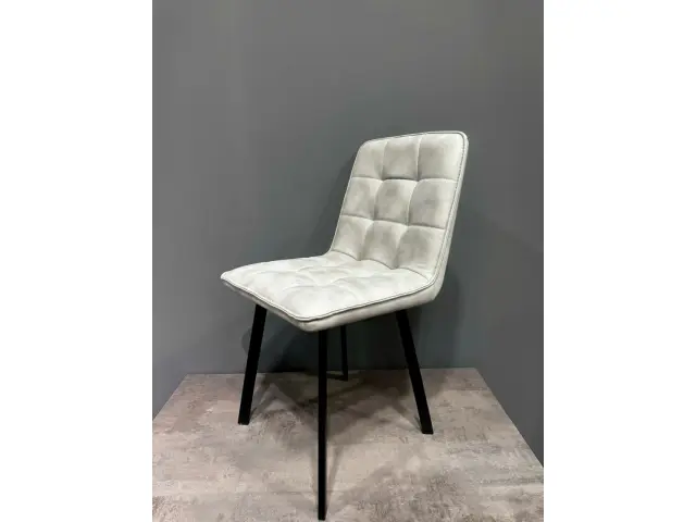 Стул KANT с профильными опорами 2