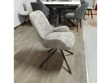 Стул для кухни DikLine 402 N13 св.бежевый, ножки черные