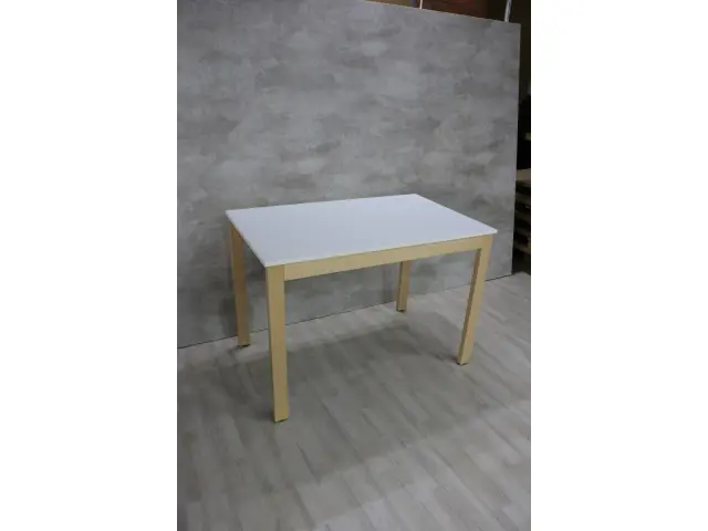 Стол СВИТИ(HPL) раздвижной с опорами из массива 2