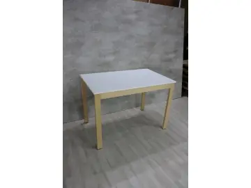 Стол СВИТИ раздвижной с опорами из массива