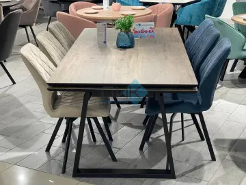 Стул 243 поворотный B8 BLUE