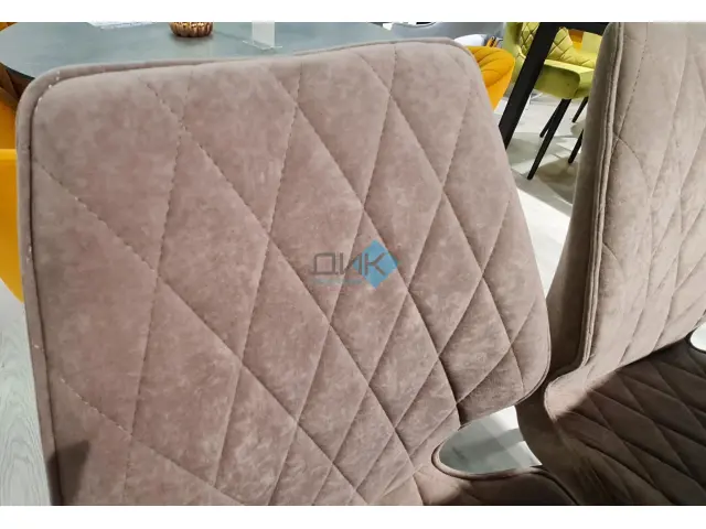 Стул 243 B5 LATTE поворотный 5