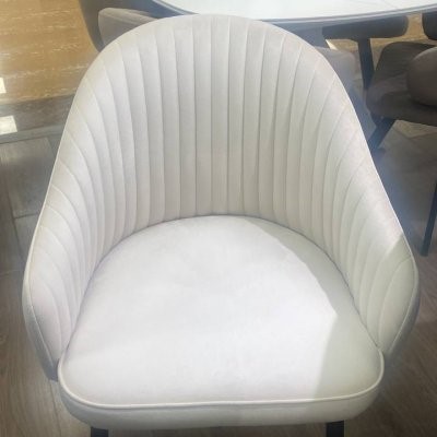 Стул для кухни DikLine 440 C103 крем, ножки черные 6 small